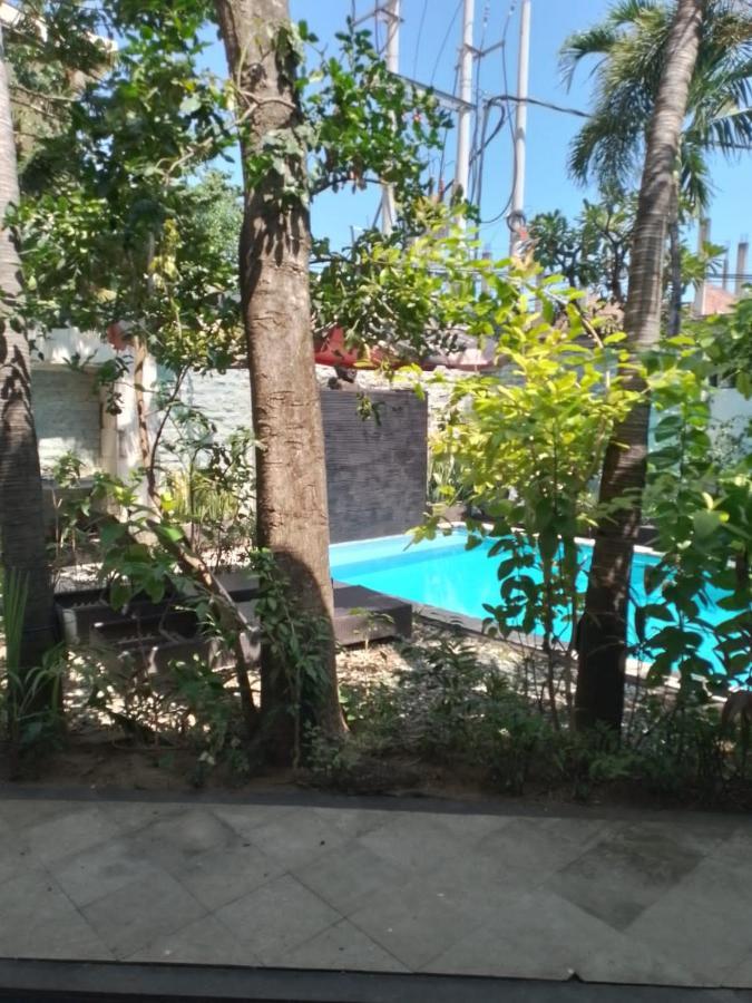 Marinos Place Legian Εξωτερικό φωτογραφία