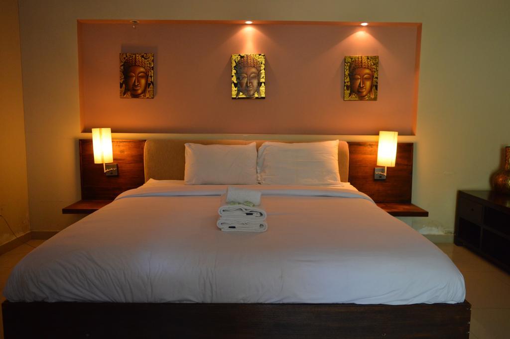 Marinos Place Legian Εξωτερικό φωτογραφία