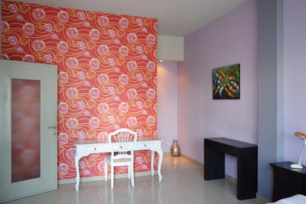 Marinos Place Legian Εξωτερικό φωτογραφία