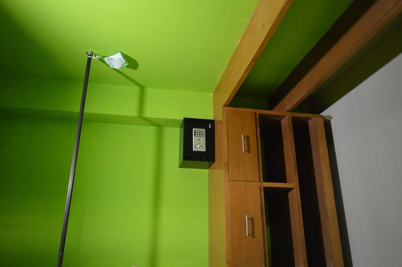Marinos Place Legian Εξωτερικό φωτογραφία