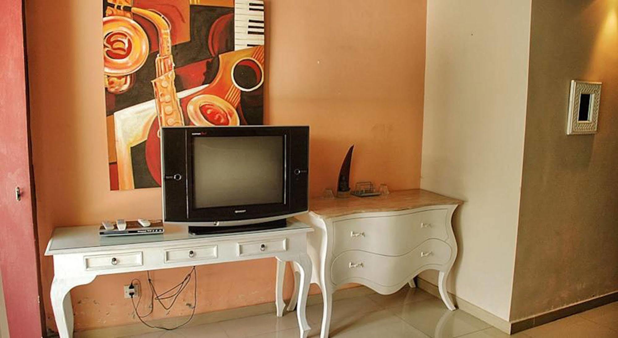 Marinos Place Legian Εξωτερικό φωτογραφία